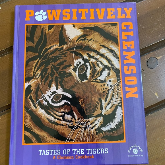 Pawsitively Clemson Tastes of the Tigers A Clemson Cookbook  Recipes Vintage HC - Picture 1 of 1